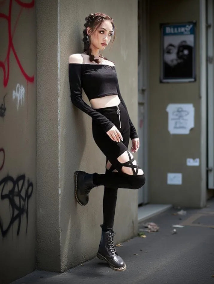 Hollow-Out Pentagram Pants