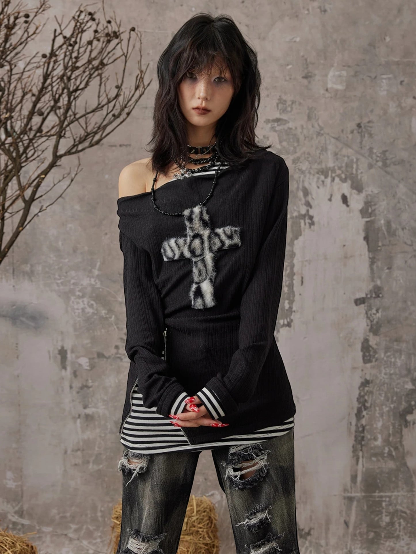 Grunge Patchwork Fake Two-Piece Cross Long Sleeve Top