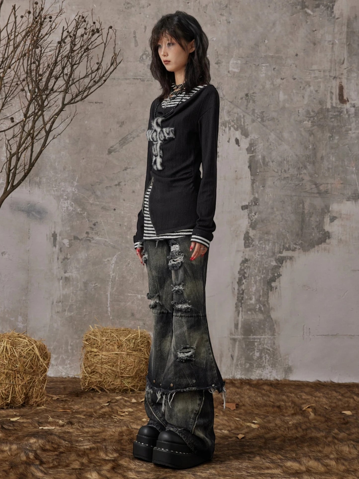 Grunge Patchwork Fake Two-Piece Cross Long Sleeve Top