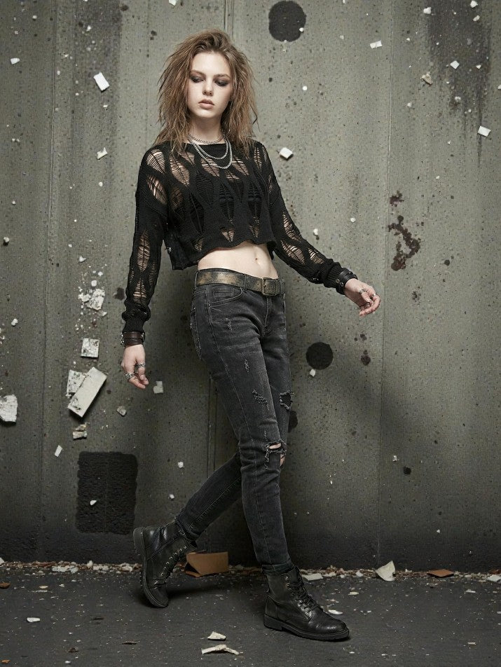 Hollow-Out Crop Knit Top