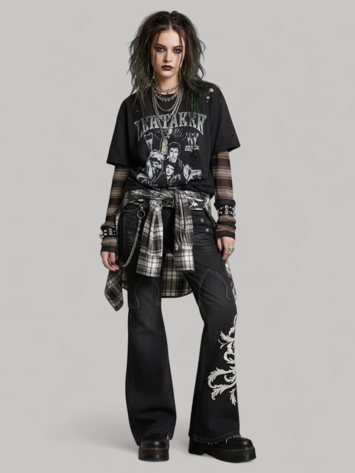 Y2K Embroidered Flare Grunge Jeans