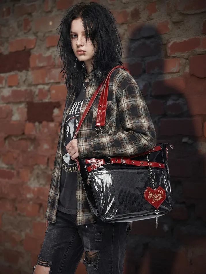 Heart Ita Underarm Bag