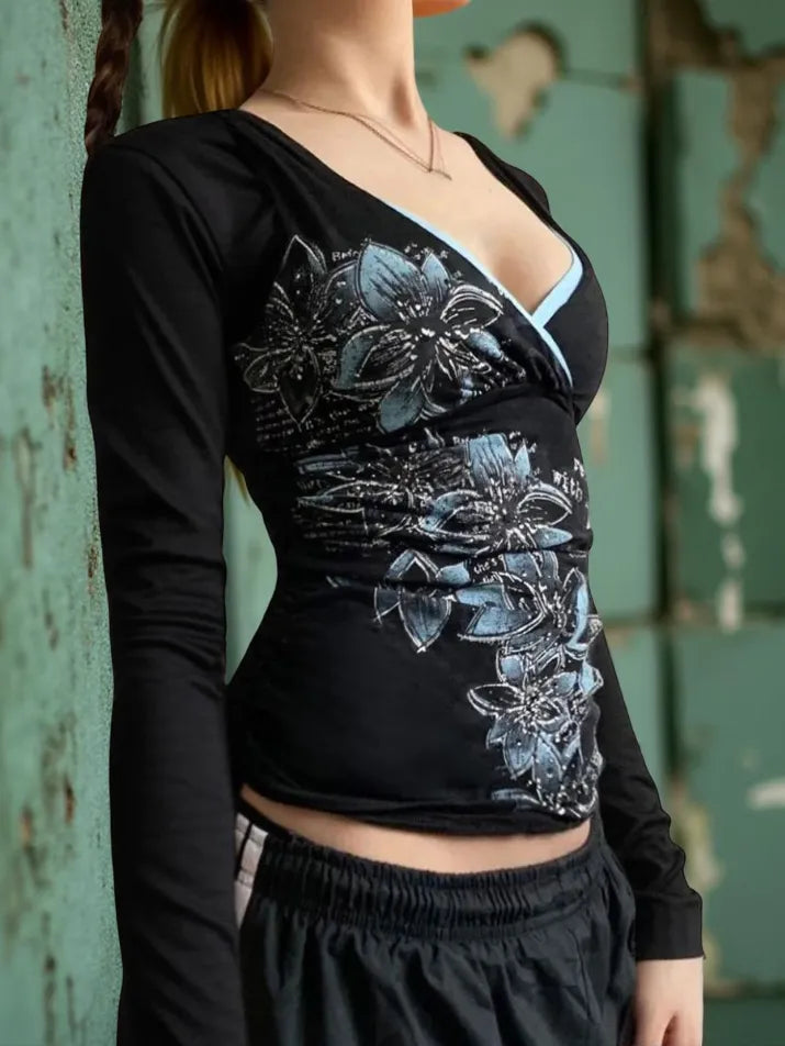 Contrast V-Neck Backless Tee