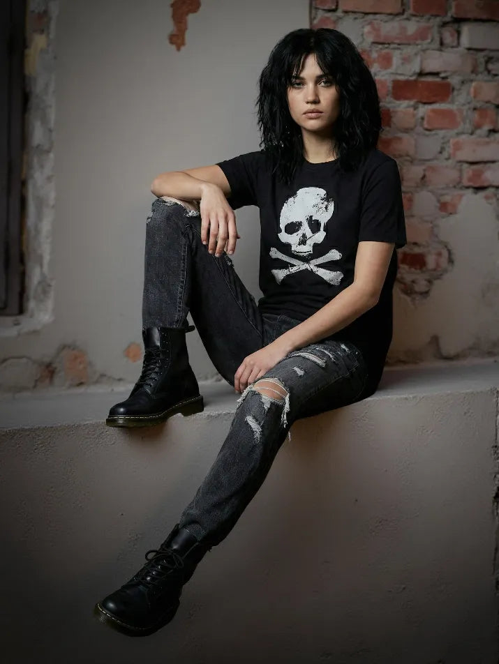 Pirate Skull & Crossbones Street Tee